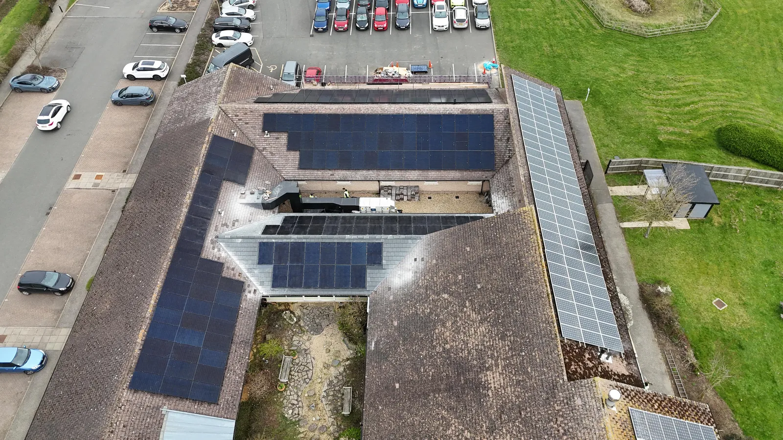 New KMM arrays on the surgery roofs